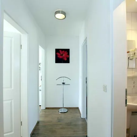 Badestra_e 80_ Whg_ 8_ Goting Hus *